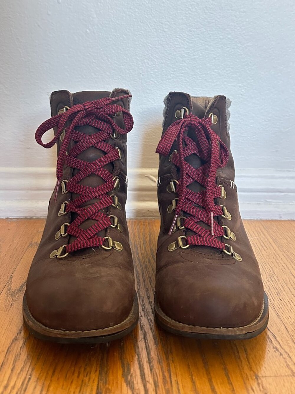 Women's Kodiak Leather Boots 8.5